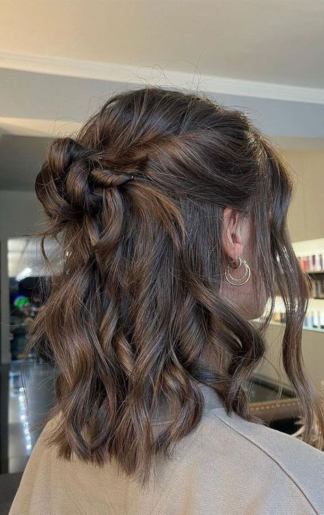 Cute Hairstyles For Medium Hair For Hoco, Hairstyle For Short Hair For Prom, Short Hairstyle Elegant, Hair Styles For Hoco Short Hair, Shoulder Length Hair Party Styles, Bridesmaid Hairstyles Half Up Half Down Braid Short Hair, Sister Of Groom Hairstyles, Hoco Hair Shorter Hair, Short Hair Styles Hoco