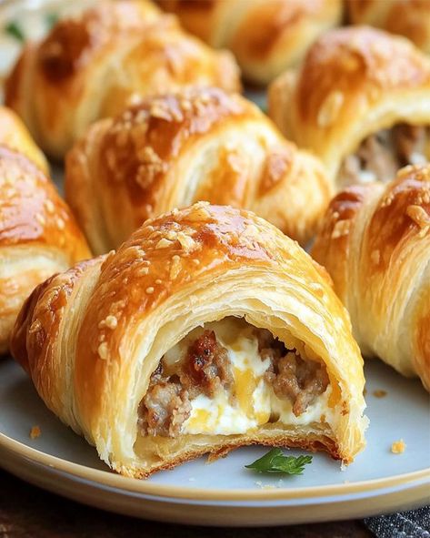 The Cuisine Mile Sausage And Cream Cheese Croissants, Sausage Cream Cheese Crescents, Sausage And Cream Cheese, Sausage Cream Cheese, Chubby Style, Cream Cheese Crescent Rolls, Cheese Croissant, Crescent Recipes, Croissant Dough