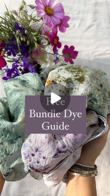 Jamie Young - Natural Dye Educator on Instagram: "👉🏼✨ Comment BUNDLE to get my free bundle dyeing tutorial! 🌼  Bundle dyeing is one of the easiest, most beginner-friendly natural dye techniques, offering plenty of freedom and play while creating unique, beautiful results. ✨  All the flowers used in this video share one common dye constituent: anthocyanins. 🪻✨ These water-soluble compounds belong to the flavonoid family and are prized not only for their vibrant colors but also for their antioxidant properties. They are incredibly sensitive to pH modification, allowing them to produce a range of vibrant colors from pink to blue, green, and purple. 🌈  I worked with @animamundiherbals organic butterfly pea flower powder to add the perfect spray of color behind the flower petals. I won’t l Bundle Dyeing With Flowers, Tie And Dye Techniques, Power Pictures, Bundle Dyeing, Tie Dye Tutorial, Tie Dye Patterns Diy, Fabric Dyeing Techniques, Dyeing Tutorials, Stamp Print