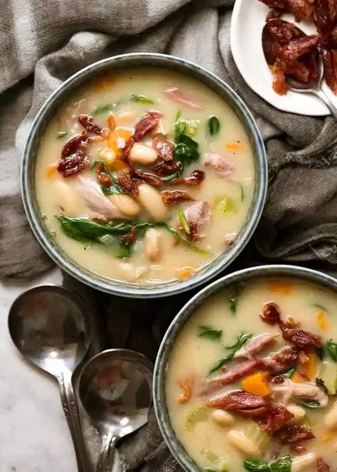 Ham And Navy Bean Soup, Ham Broth, Bone Recipes, Ham Bone Soup Recipes, Recipes Using Ham, Ham Bone Recipes, Ham Hock Soup, Soup With Beans, Ham Hock Recipes