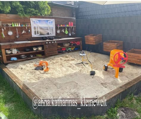 Kids Outdoor Spaces, Kid Friendly Backyard, Outdoor Kids Play Area, Outdoor Play Space, Kids Backyard Playground, Play Area Backyard, Backyard Kids Play Area, Outdoor Play Spaces, Sand Pit