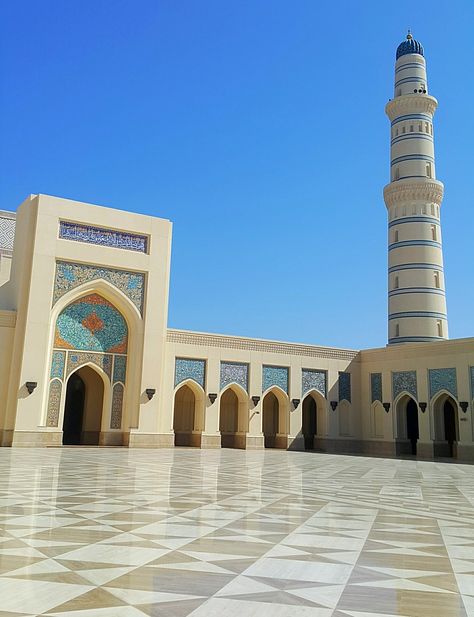 Sultan Qaboos Grand Mosque, Sohar, Oman Mosque Facade, Sohar Oman, Sultan Qaboos Grand Mosque, Sultan Qaboos, Computer Gaming Room, Mosque Design, Sultanate Of Oman, List Of Countries, Computer Gaming