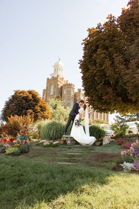 Logan Temple Wedding, Logan Utah Temple, Logan Temple, Temple Wedding Photos, Forever And Ever Amen, Northern Utah, Logan Utah, Utah Bride, Temple Wedding