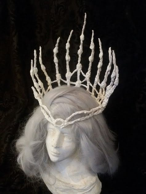 MyWitchery: Bone Crown Bone Crown, Crown Tattoos For Women, Cosplay Photoshoot, Fantasy Crown, Crown Drawing, Gothic Crown, Crown Aesthetic, Crown Tattoo Design, Cottagecore Fairy