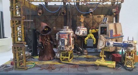 Star Wars Junkyard, Futuristic Interiors, Droid Depot, Star Wars Jawa, Futuristic Interior Design, Galaxy Edge, Star Wars Figurines, Diorama Ideas, Star Wars Decor