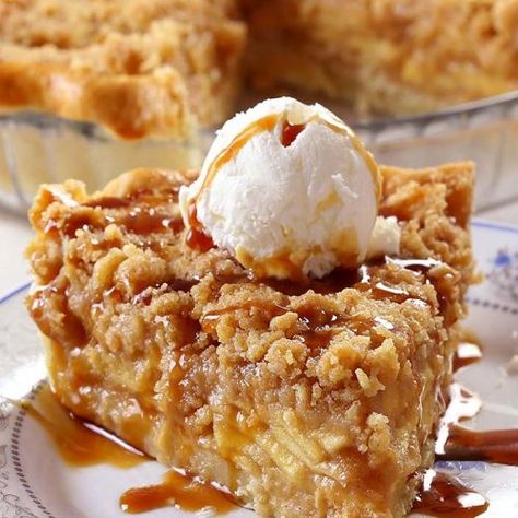 Caramel Apple Pie Recipe, Pie Recipe Easy, Caramel Apple Pie Recipes, Dutch Apple Pie Recipe, Caramel Pie, Apple Pie Recipe Easy, Dutch Apple Pie, Dutch Apple, Apple Pie Recipe