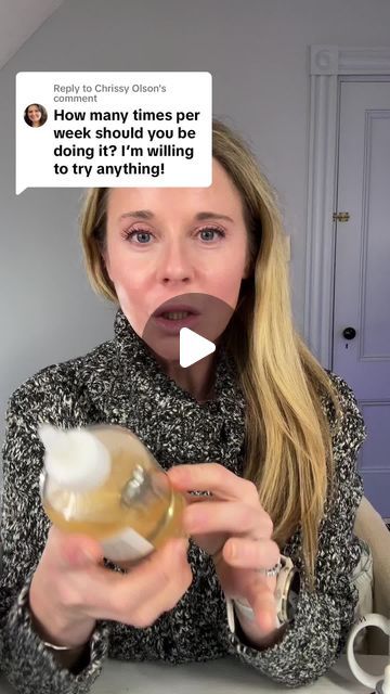 Dr. Abigail Waldman, MD FAAD on Instagram: "How to use glycolic acid for oily scalp and dandruff from a Dermatologist

Follow for more scalp care tips 

#dandruff #dandruffremovel #oilyscalp #glycolicacid #dermatology" Squalene Oil, The Ordinary Glycolic Acid, Scalp Serum, Oily Scalp, Scalp Care, Glycolic Acid, Dermatology, Dandruff, Care Tips