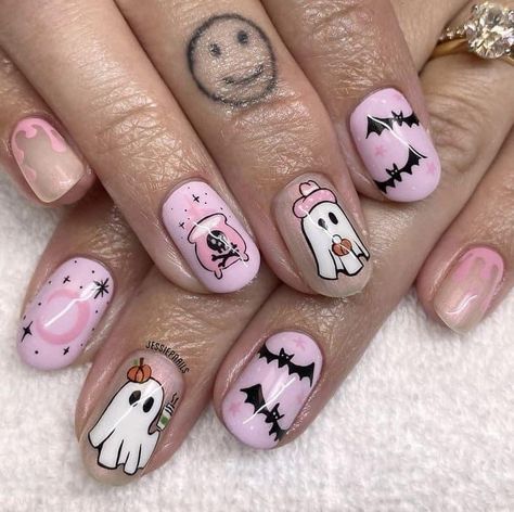 Pink And Purple Halloween Nails, Summer Ween Nails, Groovy Halloween Nails, Gelish Halloween Nails, Summerween Nails, Pink Pumpkin Nails, Girly Halloween Nails, Cute Ghost Nails, Quirky Nails