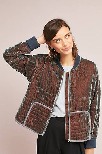 Velvet Quilt, Classic Jacket, Anthropologie Jackets, Velvet Jacket, Jacket Brands, Summer Fashion Outfits, Mode Fashion, Art Clothes, Quilted Jacket