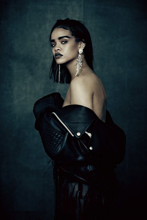 Rihanna Photoshoot, Rihanna Anti, Female Goat, Bad Gyal, Fun Photoshoot, Bad Gal, Rihanna Fenty, Blogger Fashion, Barbados