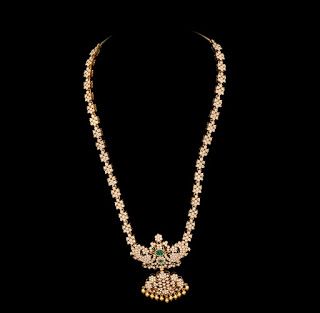 Diamond Neckalce, Thali Chain, Diamond Necklace Wedding, Diamond Pendant Jewelry, Temple Jewelry Necklace, Diamond Wedding Jewelry, Designer Diamond Jewellery, Antique Pins, Temple Jewelry