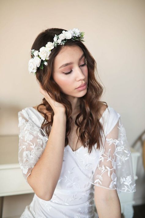 Flower crown bride