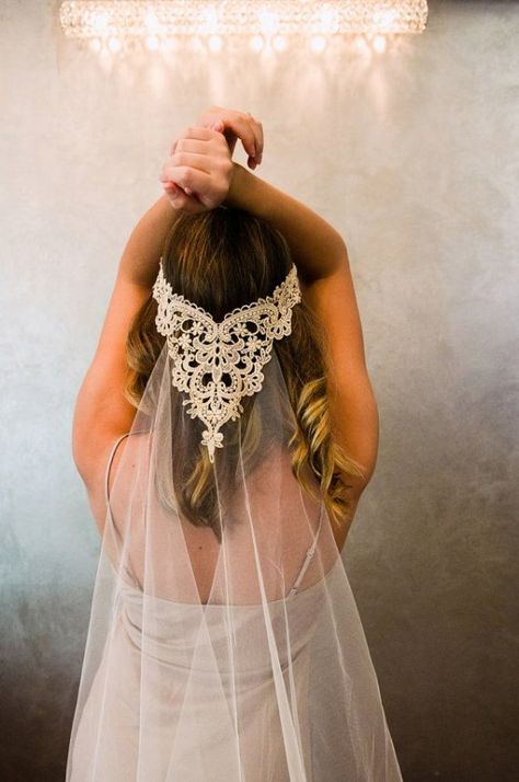 To Veil Or To Feather? That is the Question. | Festival Brides Bohemian Veils, Festival Bride, Macrame Wedding, Wedding Bridal Veils, Bohemian Bridal, Crochet Wedding, Veil Hairstyles, Bohemian Bride, Headpiece Wedding