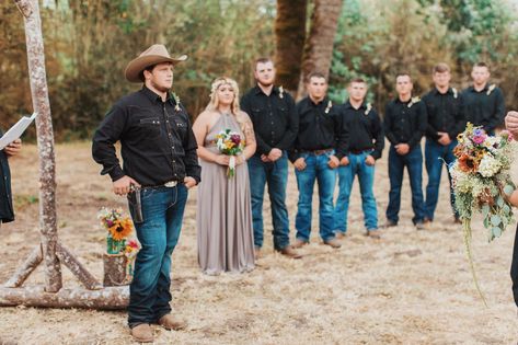 Mens Wedding Attire Black Casual, Cowboy Casual Wedding Attire, Casual Wedding Outfit Groom Jeans, Casual Country Wedding Attire, Black Wedding Groomsmen Attire, Groom Attire Jeans And Boots, Casual Groomsmen Attire Black, Casual Western Wedding, Simple Groom Attire Jeans