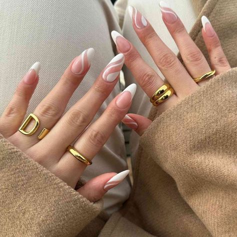 20 Easter Nail Designs to Try for a Soft Spring Touch French Nails Design, November Nail Designs, Summer Nails 2023, Trending Nails, November Nails, Cute Nails For Fall, Nails 2023, Classy Nails, Minimalist Nails