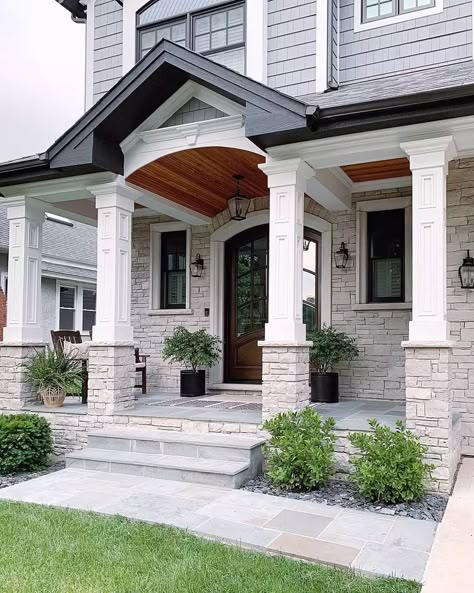 25 Fantastic Front Porch Lighting Ideas Front Porch Stone, Front Porch Columns, Front Porch Lighting, House Front Porch, Stone Steps, Porch Columns, Front Porch Design, Dream Farmhouse, Modern Farmhouse Exterior