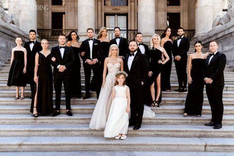 Wedding Party In Black, Wedding Group Poses, Mafia Wedding, Style In Italy, Wedding Group Photos, Party Portrait, Bridesmaid Photoshoot, Zest For Life, Vogue Wedding