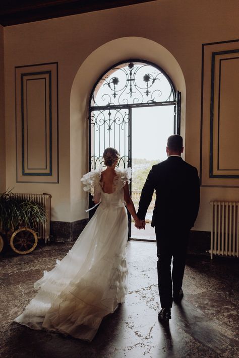 Stunning Rebecca | A Halfpenny London bride — Halfpenny London Wedding dresses and separates in London Halfpenny London Wedding Dress, London Wedding Dress, Halfpenny London, London Bride, Detachable Skirt, Organza Skirt, Bridal Separates, Light As A Feather, London Wedding