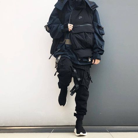 Futuristic Streetwear, Techwear Aesthetic, Ghost Orchid, Techwear Jacket, Techwear Streetwear, Japanese Street Wear, Tech Wear Fashion, Cyberpunk Clothes, Urban Ninja