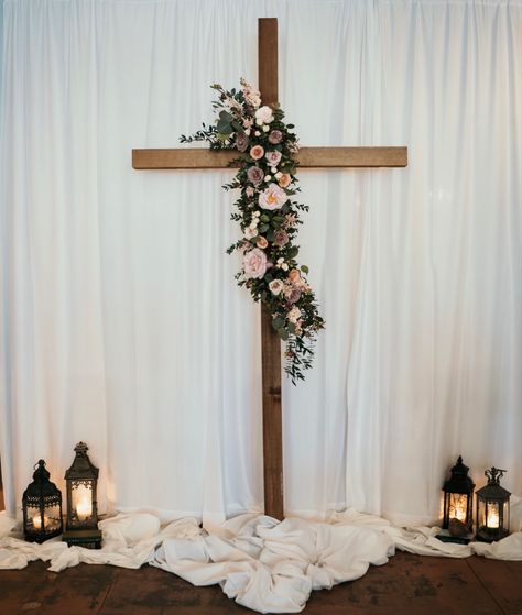 Wedding Altar Ideas Indoor Simple, Cross Wedding Backdrop Indoor, Cross Decor For Wedding, Wedding Cross Altar Flowers, Wedding Chapel Decorations Alter, Simple Indoor Wedding Ceremony Decor, Cross Altar Wedding Ceremony Arch, Wedding Ceremony Cross With Flowers, Cross Wedding Decor