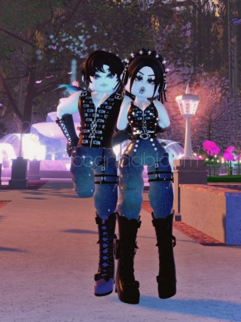 Matching Fits Royale High, Royale High Matching Outfits Couple, Rh Matching Fits, Royale High Couple Outfits, Punk Rock Royale High, Matching Royale High Outfits, Royale High Matching Outfits, Rh Y2k Fits, Royale High Masc Outfits