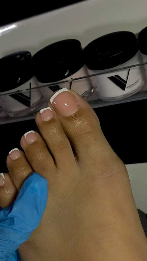 Pink Toe Nails, Gel Toe Nails, Acrylic Toes, Acrylic Toe Nails, Pretty Toe Nails, Cute Toe Nails, Summer Toe Nails, Classy Acrylic Nails, Neutral Nails