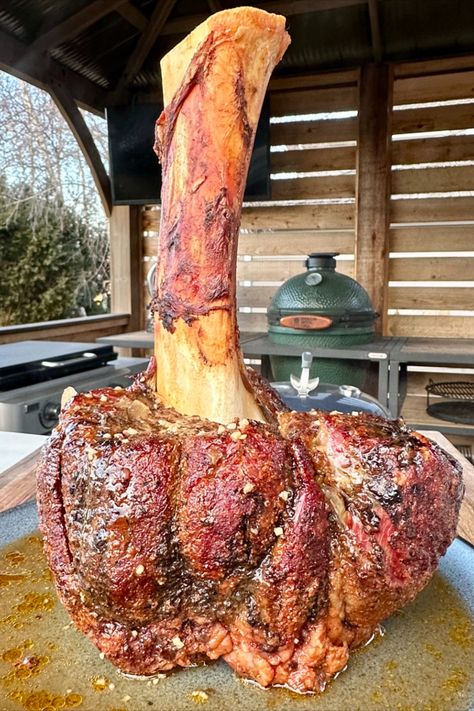 There is no bigger show stopper in BBQ than a perfectly smoked Beef shank also known as Thor's hammer. Beef Hammer Recipe, Thors Hammer Beef Shank, Star Appetizers, Cowboy Recipes, Beef Shank Recipe, Bbq Shack, Smoker Grill, Pellet Smoker, Beef Shank