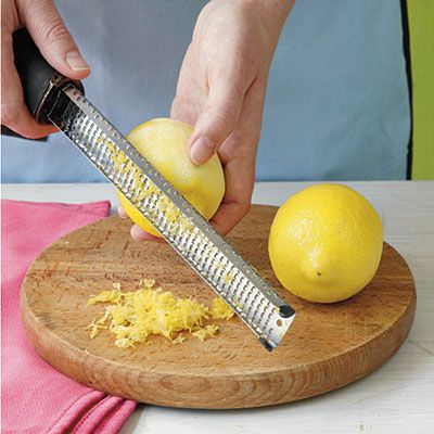 Two Ways to Zest a Lemon | Our quick and easy 2-step process will help you create the perfect touch of citrus. | SouthernLiving.com Homemade Turkey Burgers, Spaghetti Squash Recipes Easy, Lemon Zester, Cooking Substitutions, Dry Mixes, Keto Sweets, Food Substitutions, Culinary School, Lime Zest