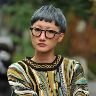 Patchwork knit-Japanese Streetsyle Japan Street Fashion, Underlights Hair, Vintage Street Fashion, Japan Fashion Street, Haircut And Color, Bowl Cut, Haircut For Thick Hair, Quick Hairstyles, Asian Hair