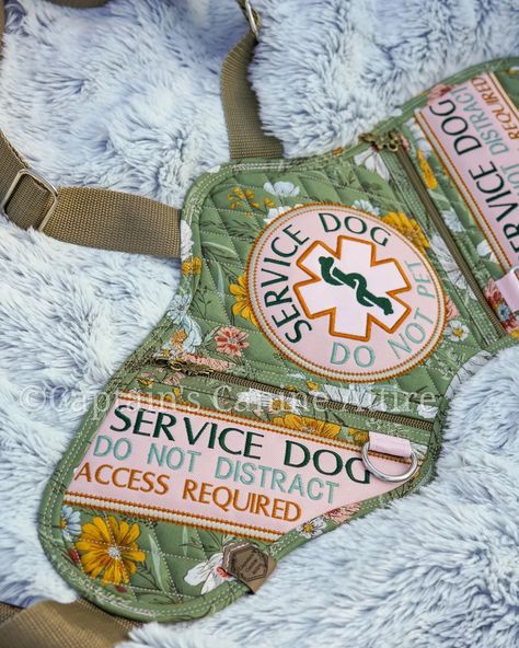 Jazzy Parada ☽ ✮ (@tuffnjazzy) • Instagram photos and videos Therapy Dog Vest, Service Dog Vest Pattern, Moth Hybrid, Dog Vest Pattern, Service Dog Patches, Service Dogs Gear, Vest Patches, Vest Design, Service Dog Vests