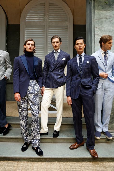 Ralph Lauren Purple Label Spring 2025 Men’s Ready-to-Wear Runway, Fashion Show & Collection Review [PHOTOS] Purple Label Ralph Lauren Men, Ralph Lauren Men Outfits, Tiktok Photos, Ralph Lauren Purple Label Men, Ralph Lauren Looks, Academia Aesthetic Outfit, Ralph Laure, Men Mode, British Style Men