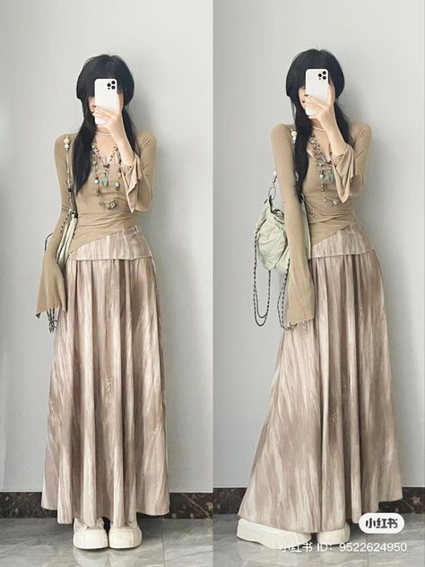 Earthy Maxi Skirt, Elfcore Outfits, Long Earthy Skirts, Fairycore Modest Outfits, Modest Fairy Grunge, Fairy Grunge Long Skirt Outfit, Fashion Top Outfits, Korean Girl Fashion, Layering Outfits