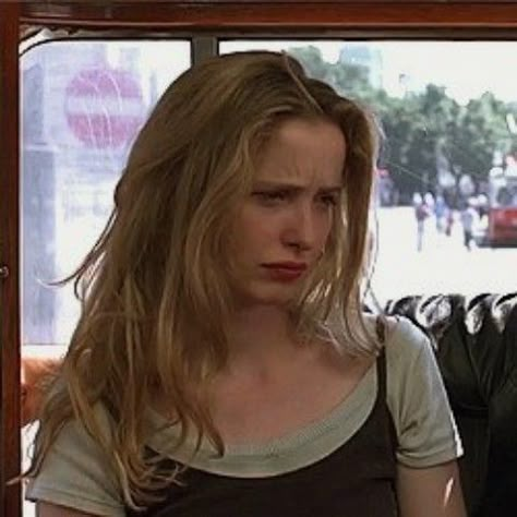 Celine Before Sunrise, Before Sunrise Movie, Before Trilogy, Julie Delpy, Female Rage, Cute Simple Hairstyles, Simple Hairstyles, Female Icons, Before Sunset