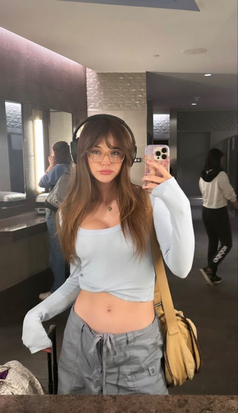 Acacia Kersey, Acacia Brinley, Asian Makeup Looks, Baddie Style, Cute Work Outfits, Estilo Indie, Fashion Tops Blouse, Beauty Portrait, Hair Reference