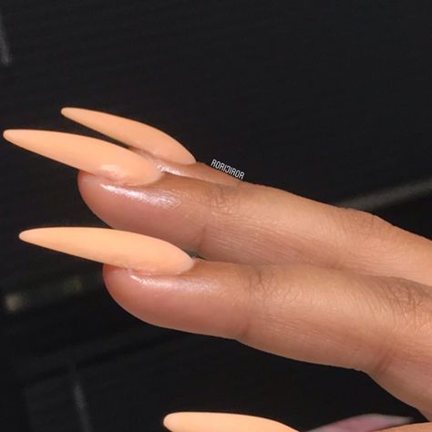 High Apex Nails, Acrylic Nails Side View, Apex On Acrylic Nails, Apex Of Nail, Acrylic Nail Apex Side View, Apex With Dip Powder, Nail Apex Side View, Apex Valkyrie Pfp, Apex Nails