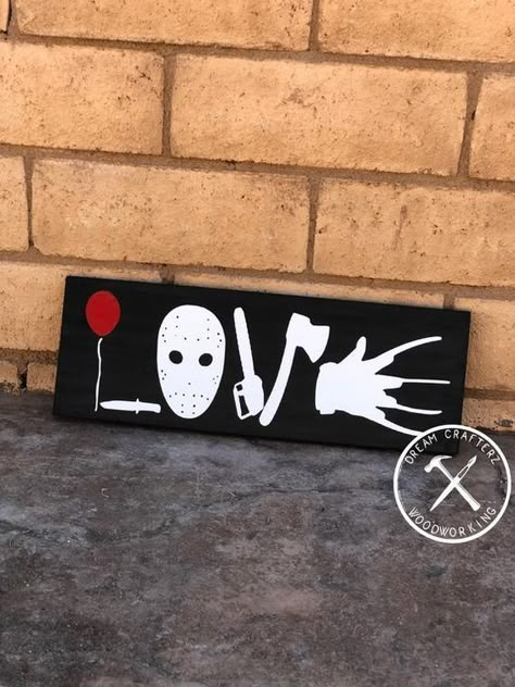 Cuddle And Watch Horror Movies, Horror Crafts, Halloween Canvas Art, Friday The 13th Jason, Horror Decor, Simple Canvas Paintings, Cute Canvas Paintings, Halloween Painting, Canvas Painting Designs