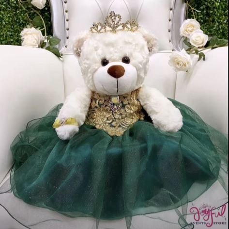 Quinceanera Bear, 15 Party Ideas Quinceanera, Gold Quinceanera Theme, Emerald Green Quinceanera Theme, Enchanted Forest Quinceanera Theme, Enchanted Forest Quinceanera, Green Quinceanera Theme, Quince Decor, Quinceanera Bouquet