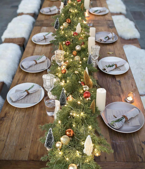 Christmas Decor Pine Table Runner, Christmas Garland Table Runner, Spruce Garland, Table Runner Centerpiece, Garland Table Runner, Fireplace Table, Mantel Fireplace, Solid Wire, Pine Table