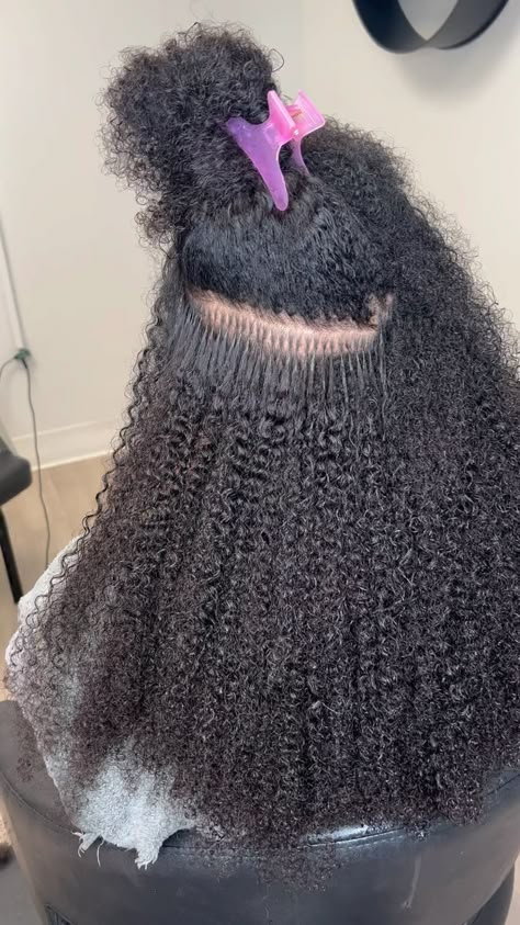 Curly Microlinks On Natural Hair, 4c Microlinks, Itips Microlinks On Natural Hair, Curly Microlinks, Microlinks Black Hair, Natural Hair With Extensions, Ktip Extensions, Extensions Short Hair, Vixen Crochet