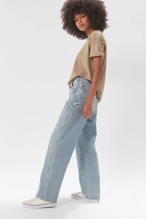 High Waisted Baggy Jeans, Wide Legged Jeans, Trendy Skirts, Popsugar Fashion, Jean Trends, Street Style Trends, Street Style Winter, Denim Trends, Carpenter Jeans