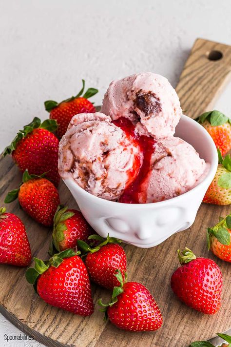 Roasted Strawberry, Homemade Strawberry Ice Cream, White Balsamic, Frozen Dessert Recipe, Roasted Strawberries, Lost 100 Pounds, White Balsamic Vinegar, Cheap Healthy Meals, Healthy Meals To Cook