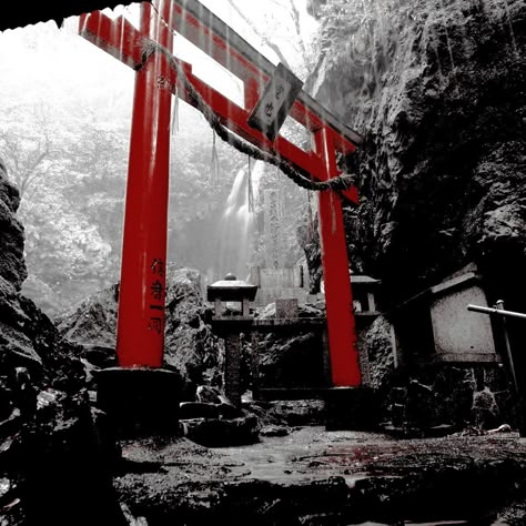 Red Palace Aesthetic, Japanese Red Aesthetic, Red Aesthetic Japanese, Red Psd Aesthetic, Acheron Aesthetic, Red Japanese Aesthetic, Red Theme Aesthetic, Makima Aesthetic, Chatroom Backgrounds