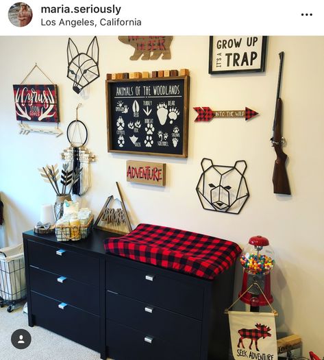 LOVE this buffalo plaid nursery featuring Holls and Sia custom name and birth stat sign Buffalo Plaid Nursery Baby Boy, Buffalo Plaid Nursery Decor, Buffalo Plaid Nursery, Lumberjack Nursery, Plaid Nursery, Lumberjack Baby, Baby Boy Room Nursery, Baby Sleep Problems, Nursery Baby Room