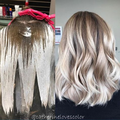 (Balayage application and finished) I used @oligopro with 30vol a splash of @olaplex processed 35 minutes no heat✅ shadowed root with @redken5thave and glaze Platinový Blond, Pearl Blonde Hair, Ashy Blonde Balayage, Pearl Blonde, Ash Blonde Balayage, Highlights Balayage, Shadow Root, Hair Techniques, Hair Color Techniques