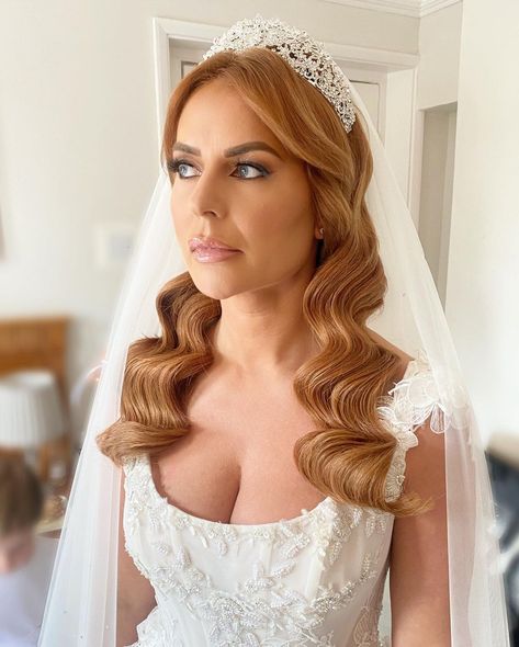 Old Hollywood Waves With Veil, Veil Hollywood Waves, Hollywood Waves With Crown, Hollywood Waves Headband, Hollywood Waves With Tiara, Hollywood Waves With Headband, Hollywood Waves With Crown Wedding, Hollywood Waves Wedding Tiara, Hollywood Waves With Veil