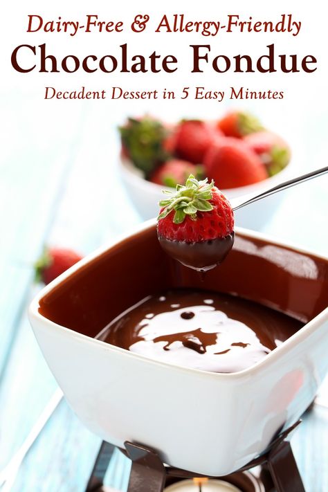 Dairy Free Chocolate Sauce, Vegan Chocolate Fondue, Dairy Free Fondue, Milk Chocolate Fondue, Vegan Fondue, Avocado Mousse Recipe, Fondue Ideas, Chocolate Fountain Recipes, Chocolate Avocado Mousse