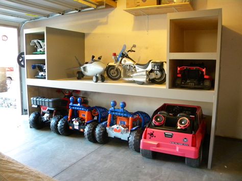 Power Wheels Storage, Garage Playroom, Easy Garage Storage, Outdoor Toy Storage, Garage Organization Tips, Garage Floor Paint, Diy Toy Storage, Toy Garage, Garage Storage Solutions