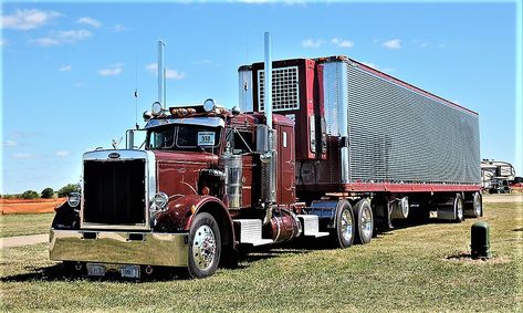 Kenworth W900a, Big Ford Trucks, Peterbilt 359, Financial Mistakes, Tractor Trailer Truck, Peterbilt 379, Small Window, Horse Trailers, Peterbilt Trucks