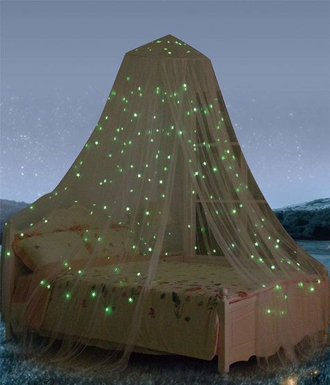 Mosquito Net Bedroom, Bed Netting, Kids Bed Canopy, Mosquito Net Bed, Canopy Bed Diy, Baby Canopy, Glow In Dark, Bed Canopy, Girl Beds