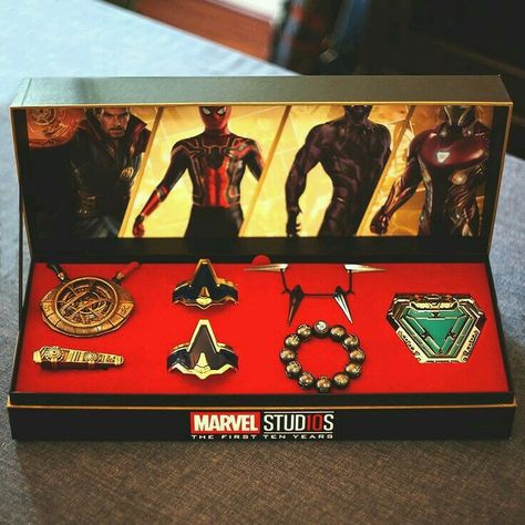 Avengers Jewelry, Marvel Jewelry, Marvel Room, Hulk Spiderman, Film Marvel, Stronger Together, Univers Dc, Marvel Thor, Ms Marvel